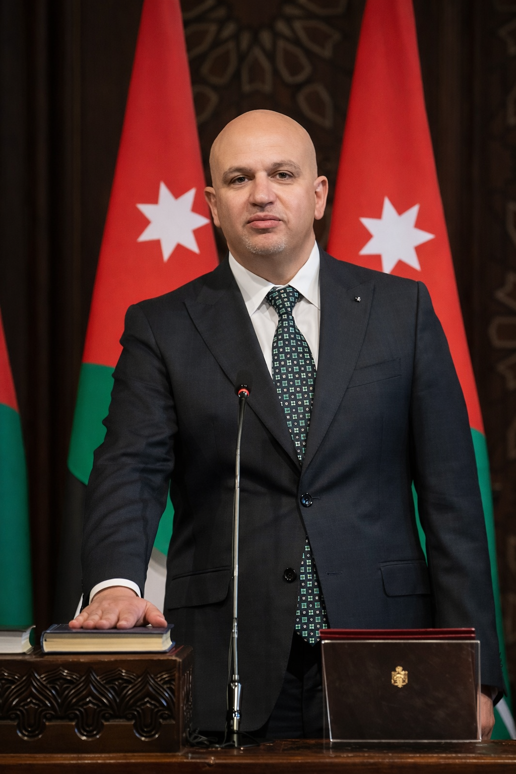 الوزير مثنى حمدان عليان غرايبة​